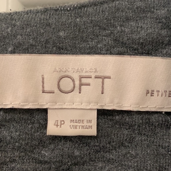 Gray dress - Picture 3 of 5